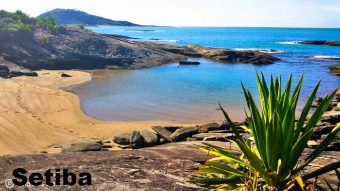 Apartamento Vista Mar 209 - 2 Quartos - Praia Do Morro - Predio Frente Mar - Varanda Com Vista Mar - Elevador - Atravessou A Avenida, Ja Esta Na Praia - Com Garagem - Internet غواراباري المظهر الخارجي الصورة